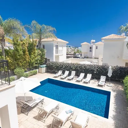 Mylos Villa Protarász